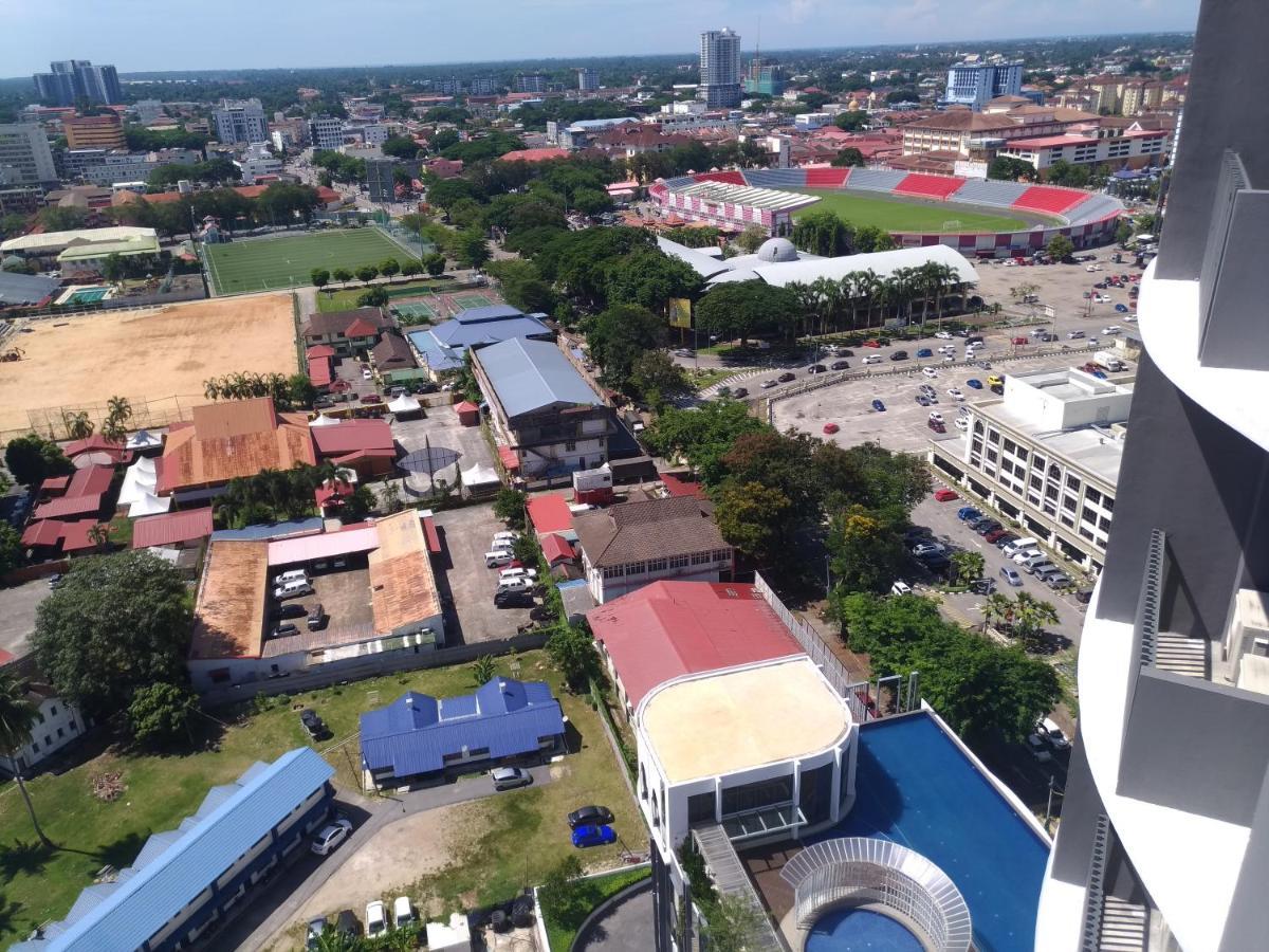 Golden Troika Kota Bharu - 2 Bedrooms 外观 照片